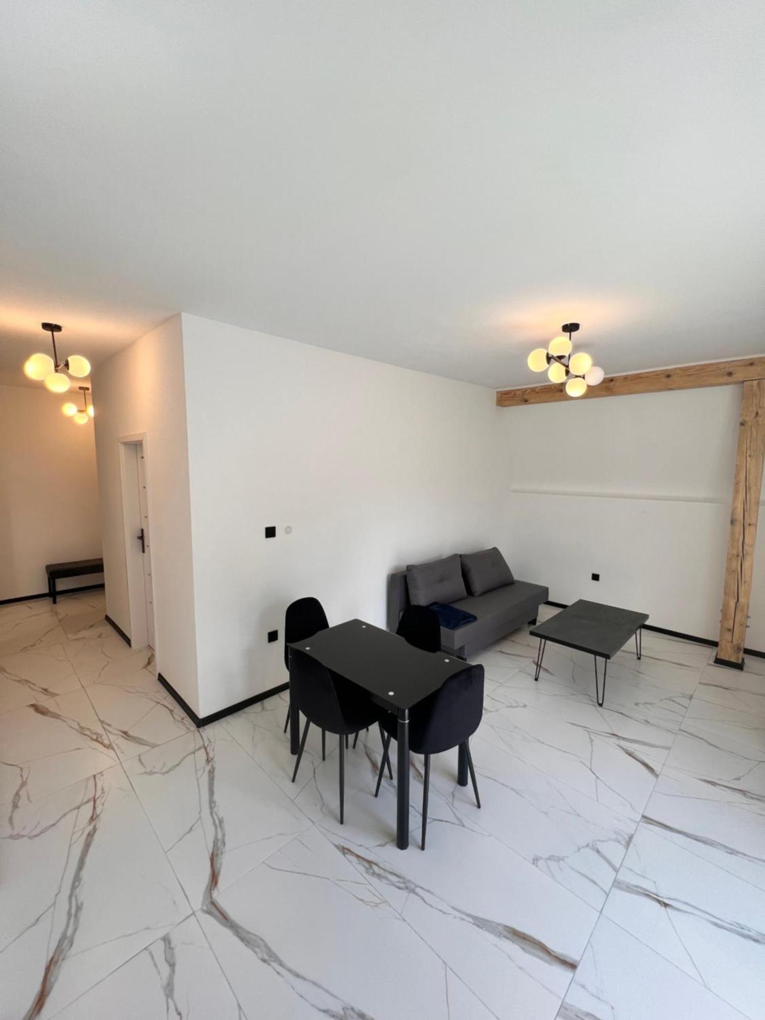 Dworskiego 74 Apartament 1 แชมิตช์ ภายนอก รูปภาพ